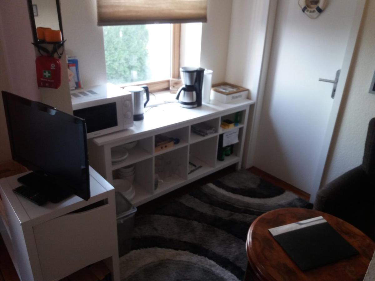 Pensionszimmer Luetzowzimmer Любек Экстерьер фото